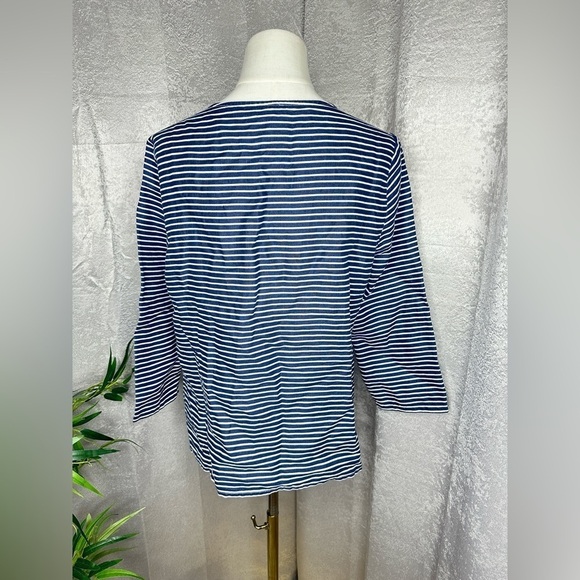 NEW Talbots 100% Linen Stripe Embroidered Floral Tunic Top in Navy Sz Medium - Picture 6 of 10
